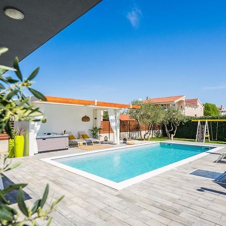 Villa Olea With Heated Pool And Jacuzzi Sukošan Exterior foto