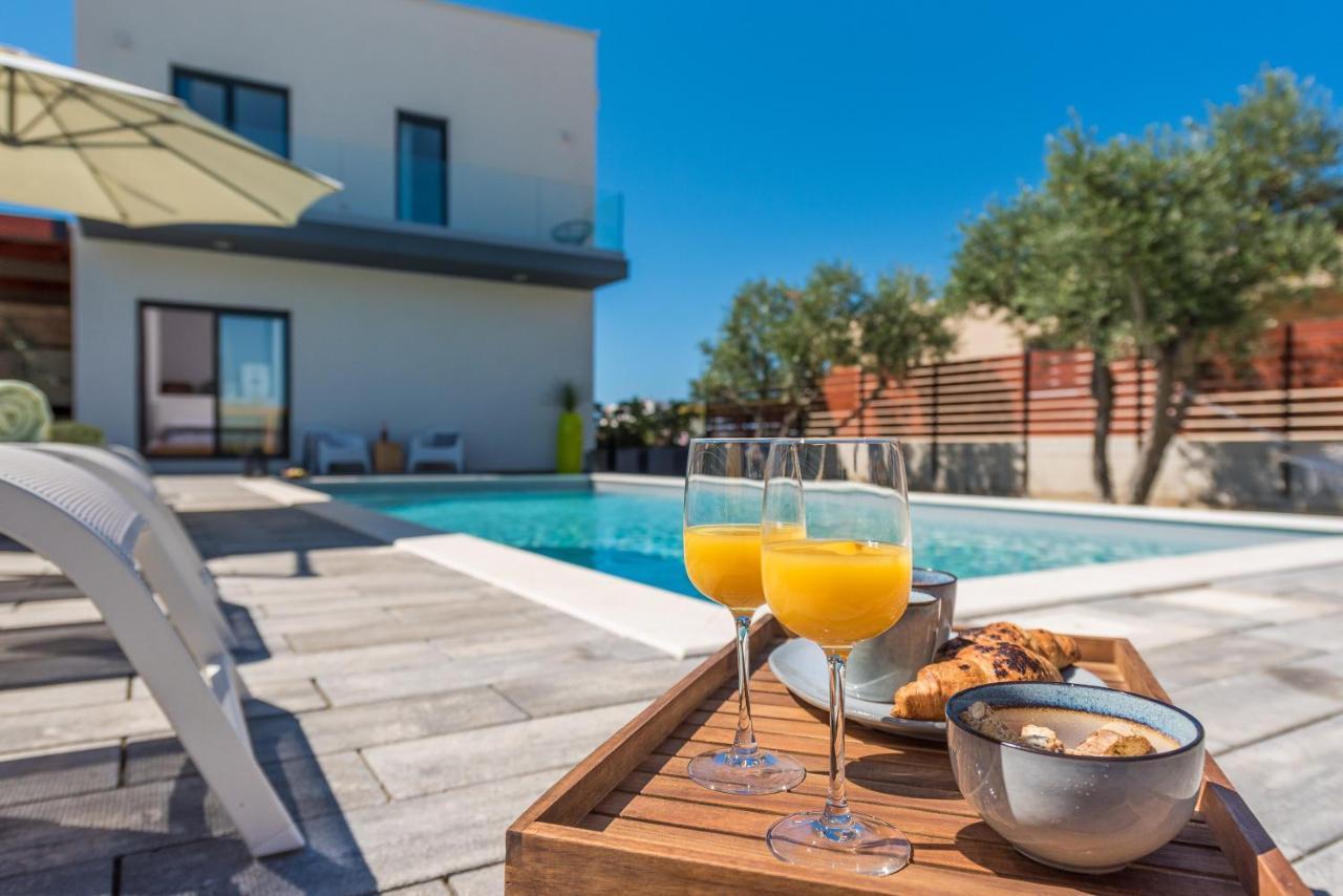 Villa Olea With Heated Pool And Jacuzzi Sukošan Exterior foto