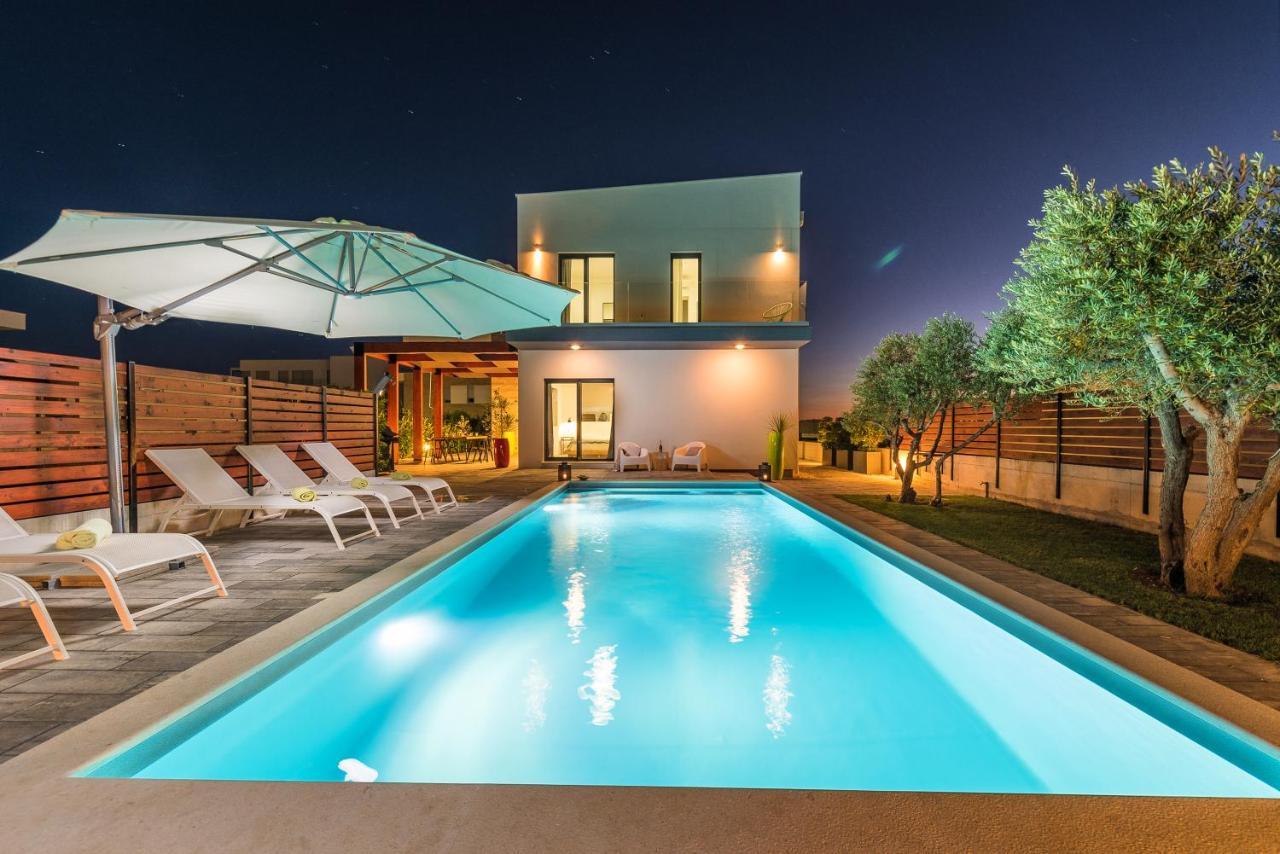 Villa Olea With Heated Pool And Jacuzzi Sukošan Exterior foto