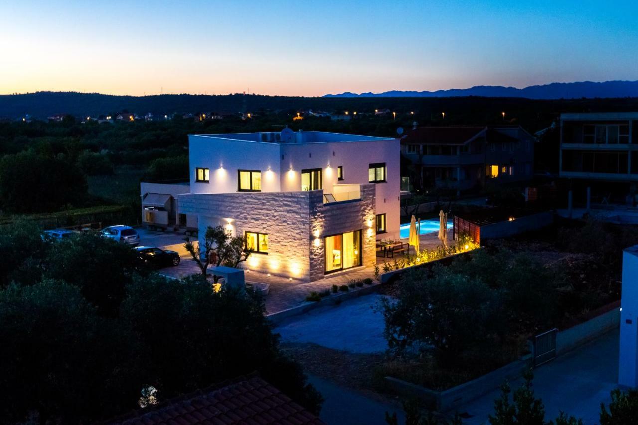 Villa Olea With Heated Pool And Jacuzzi Sukošan Exterior foto